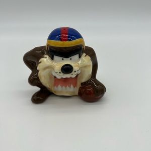 Vintage TM 98  W.B Gibson Tasmanian Devil Salt, Pepper  Ceramic Shaker